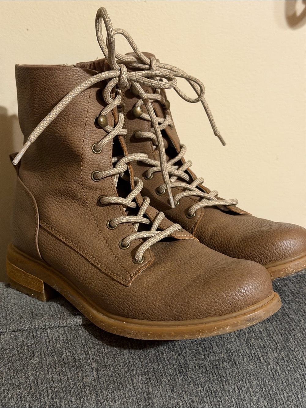 B•O•C Carter Combat Boots